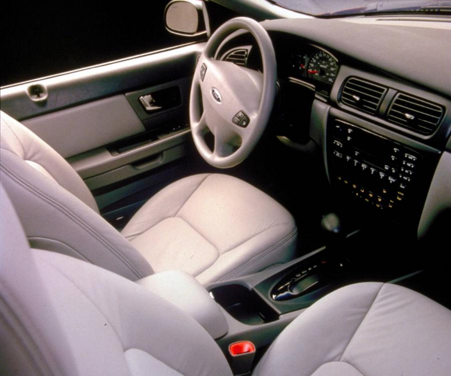  Ford Taurus 2000 года  (фото 19 из 92)